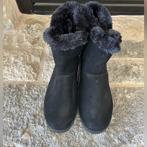 Universal Thread boots - Picture 2 of 2